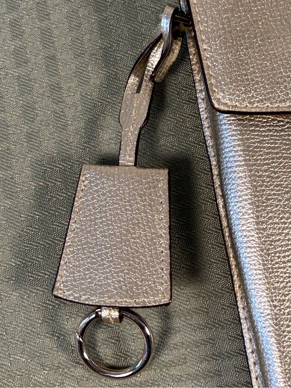 Kate Spade Tinsel North South Flap Phone Crossbody Bag ✨🤩 - Picture 10 of 16